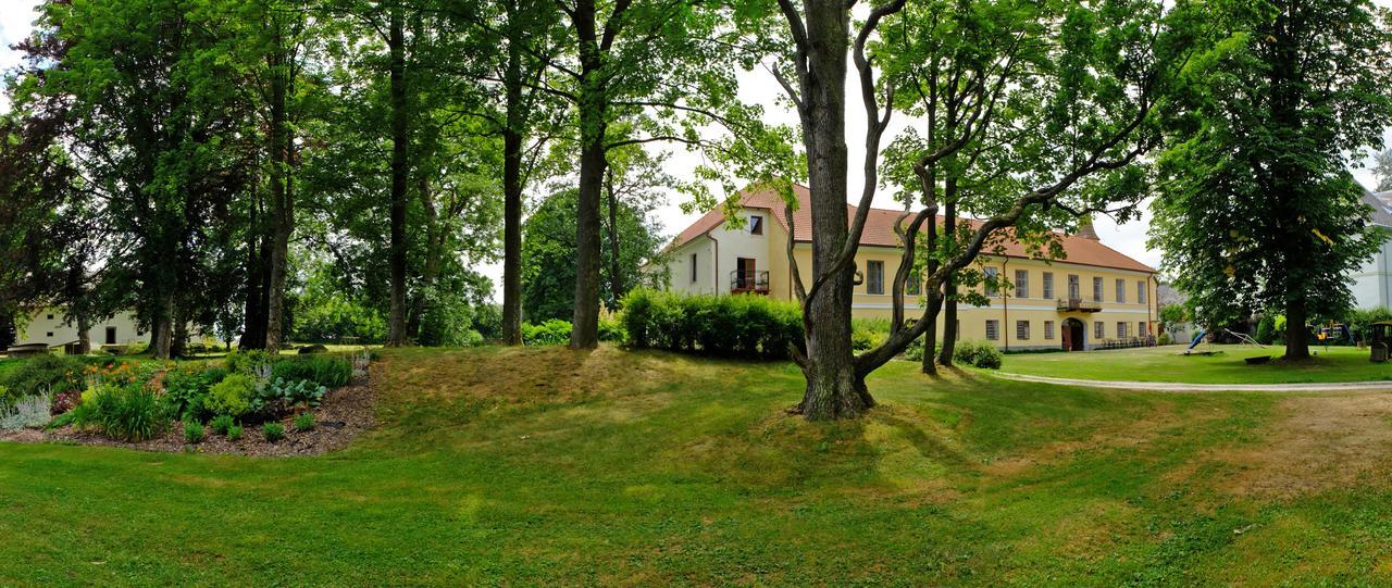 Hotel Zamek Jindrichovice Kolinec Exterior foto